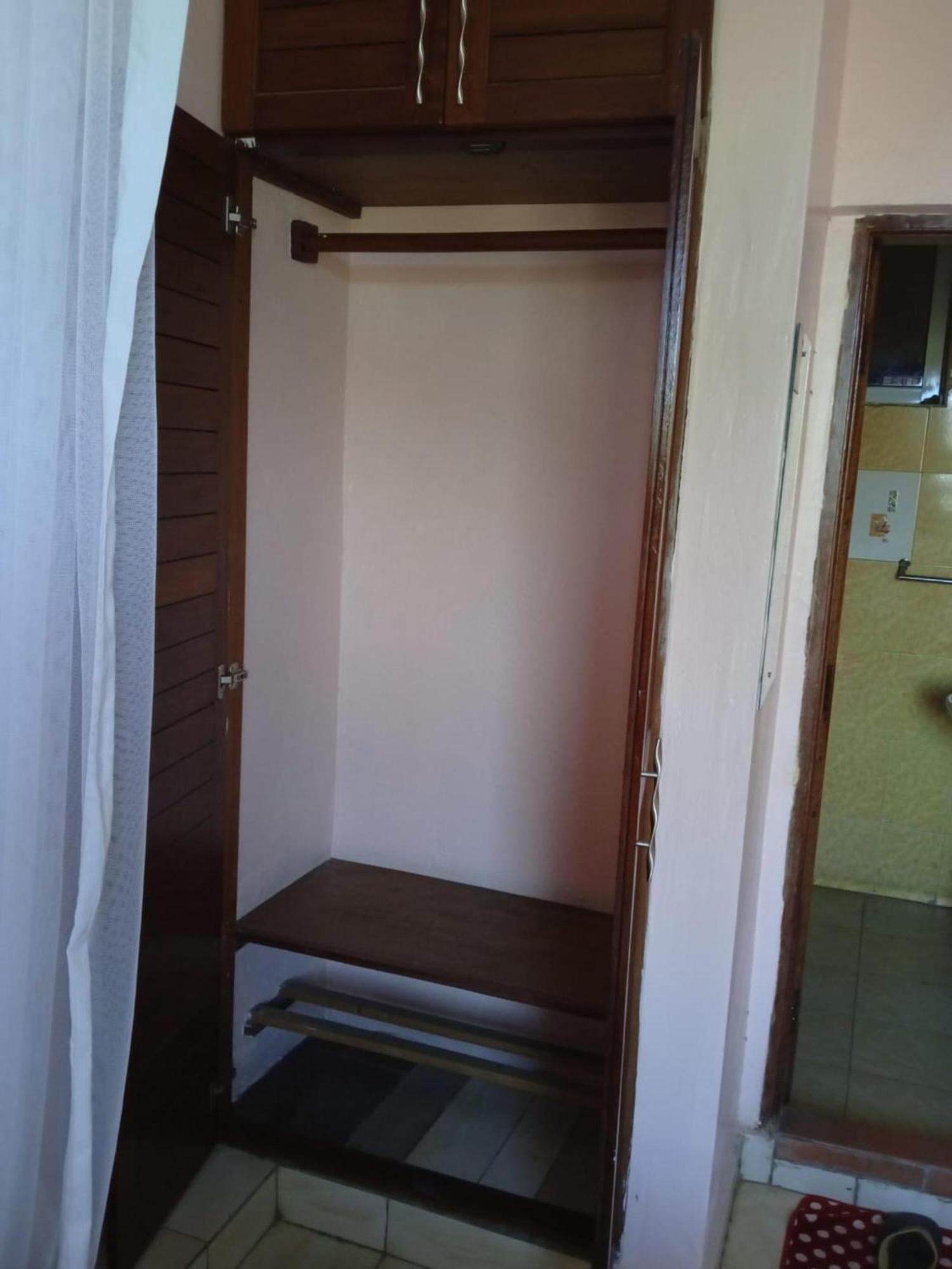 Checkpoint Inn Hotel, Mombasa Kültér fotó