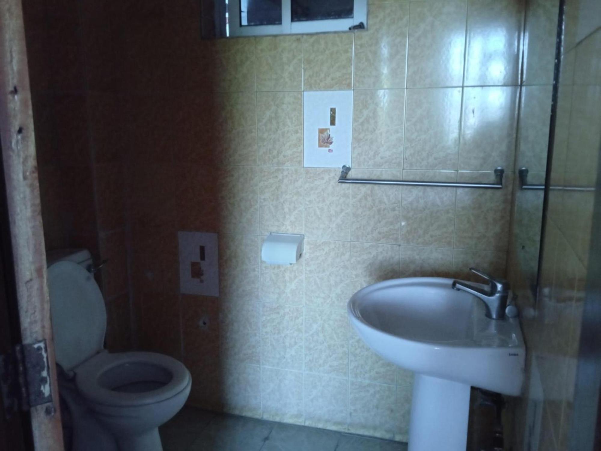 Checkpoint Inn Hotel, Mombasa Kültér fotó