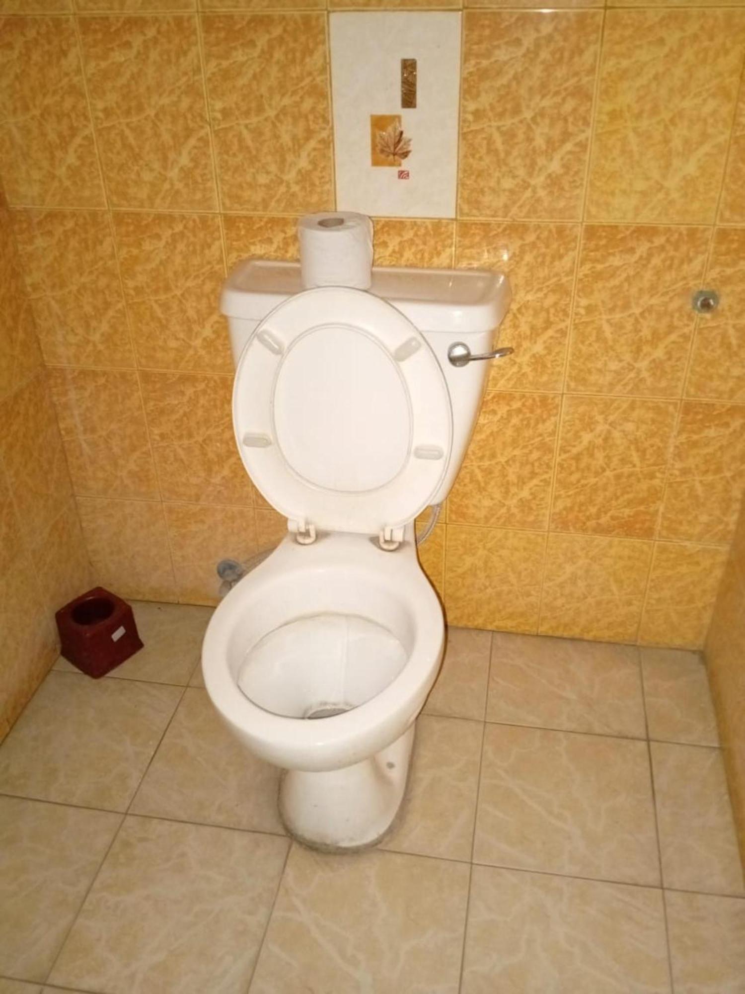 Checkpoint Inn Hotel, Mombasa Kültér fotó